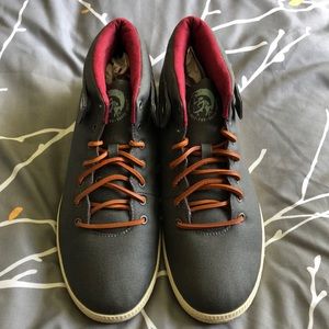 Low top trainers sneakers